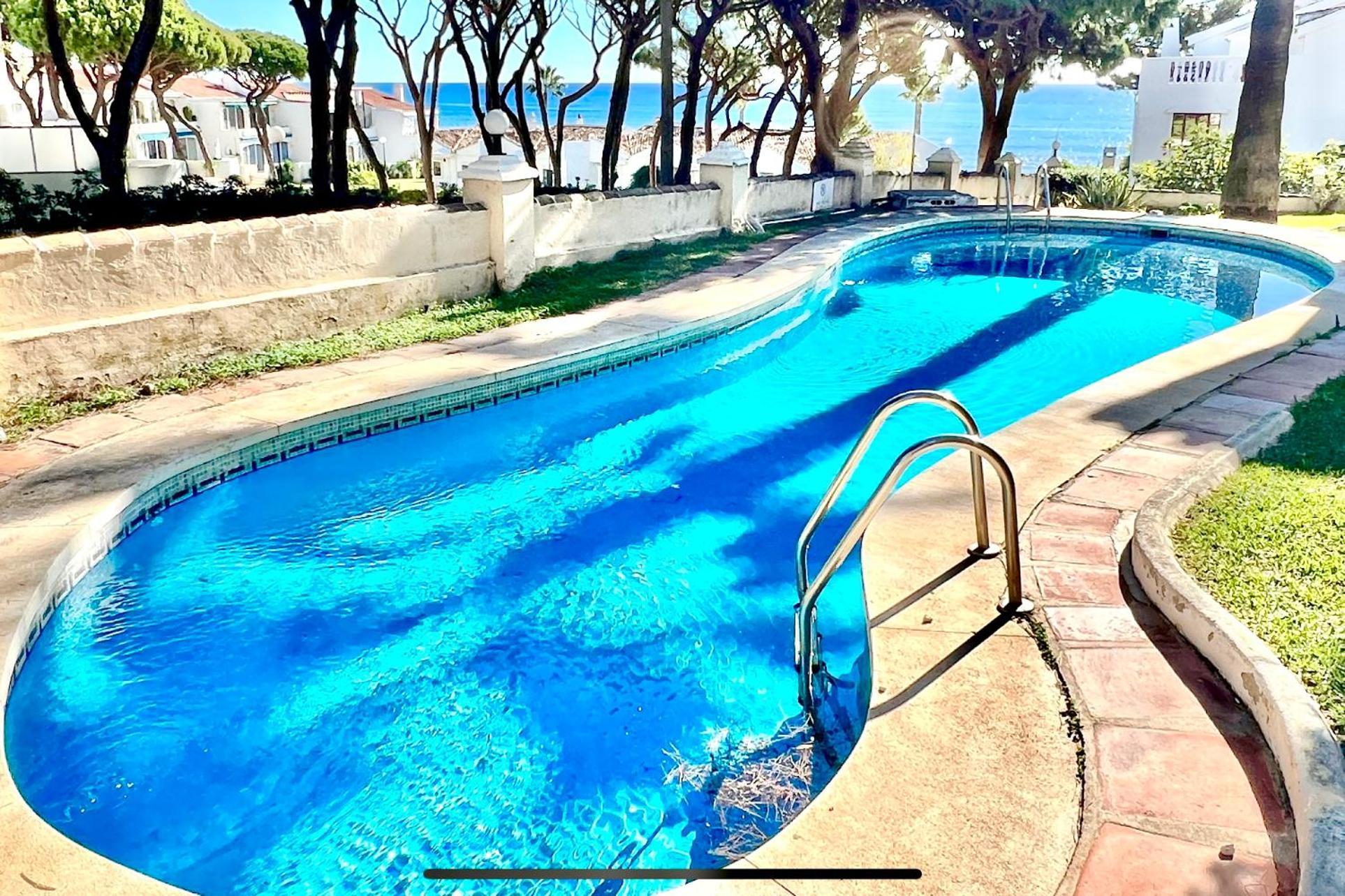 Mijas Costa - Beachside Apartment- A Ла-Кала-де-Михас Экстерьер фото